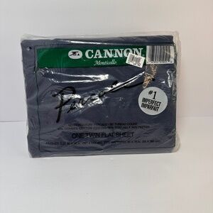 Vintage Cannon Monticello Twin Flat Sheet – Percale – New in Package (Imperfect)